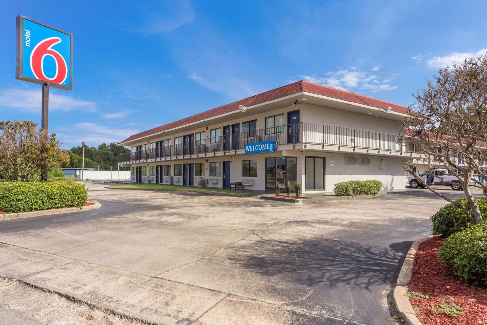 Motel 6-Meridian, MS